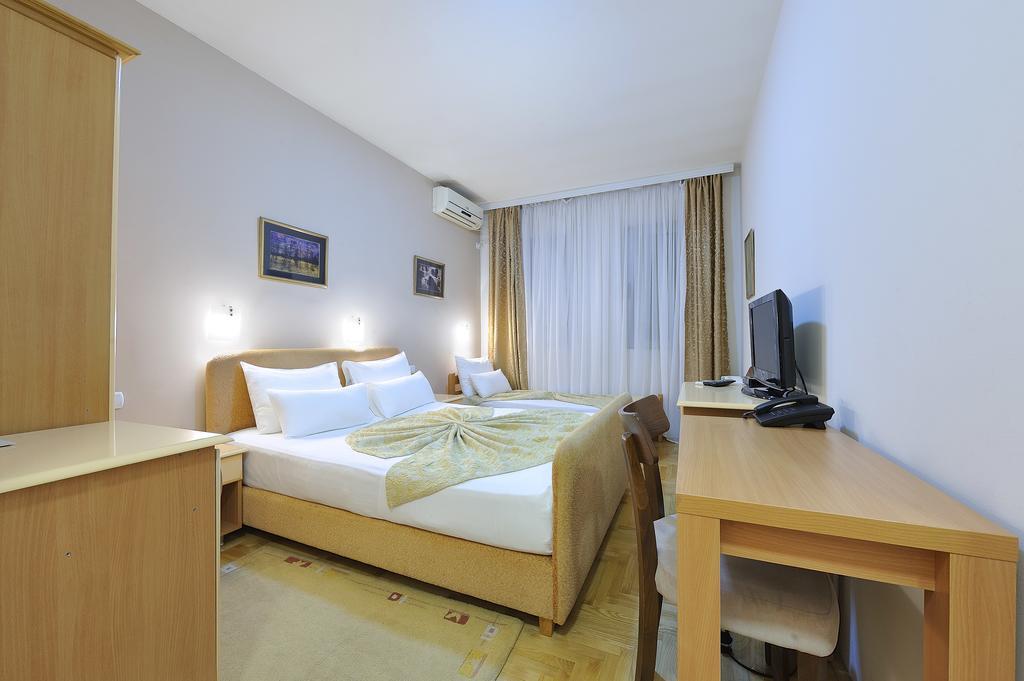 Hotel Dragovic Smederevo Exterior photo